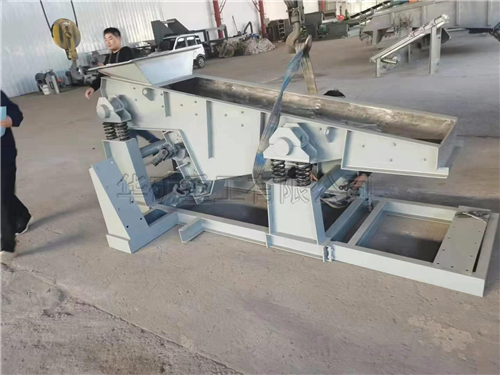 華礦重工一批振動(dòng)放礦機(jī)發(fā)往山西長治